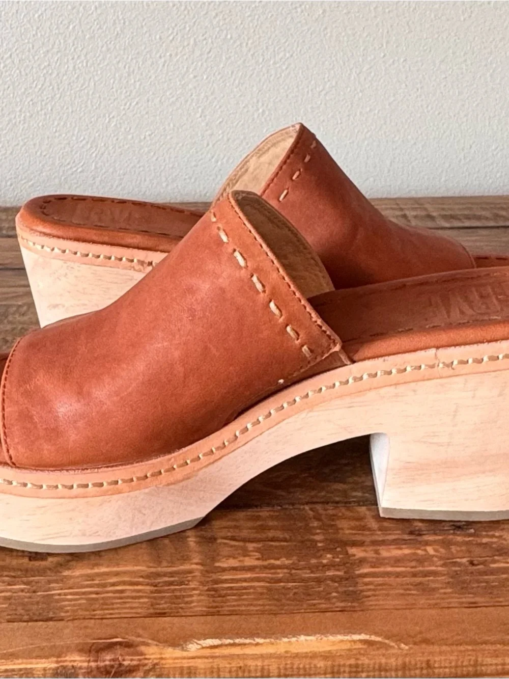Frye Hazel Cognac Leather Platform Slide Sandals